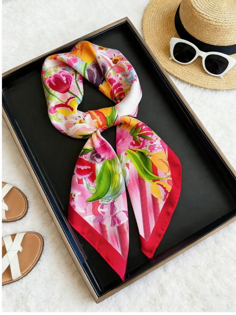 ๐ฉท๐Summer Scarf - Super Chic! - Picture 3 of 9